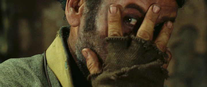 Кадр из фильма "Хороший, плохой, злой" (1966)