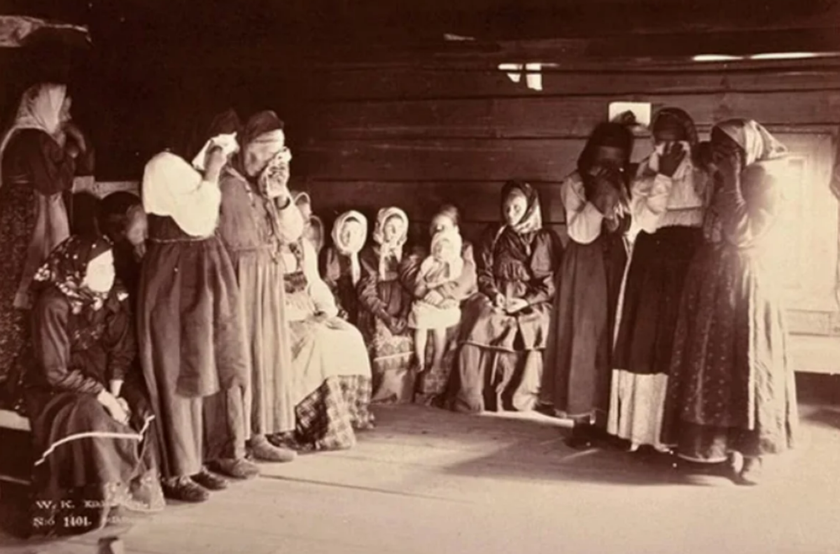 Плакать на свадьбе или похоронах - обязательный ритуал на Руси