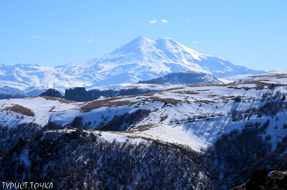 Вид на Эльбрус со смотровой площадки