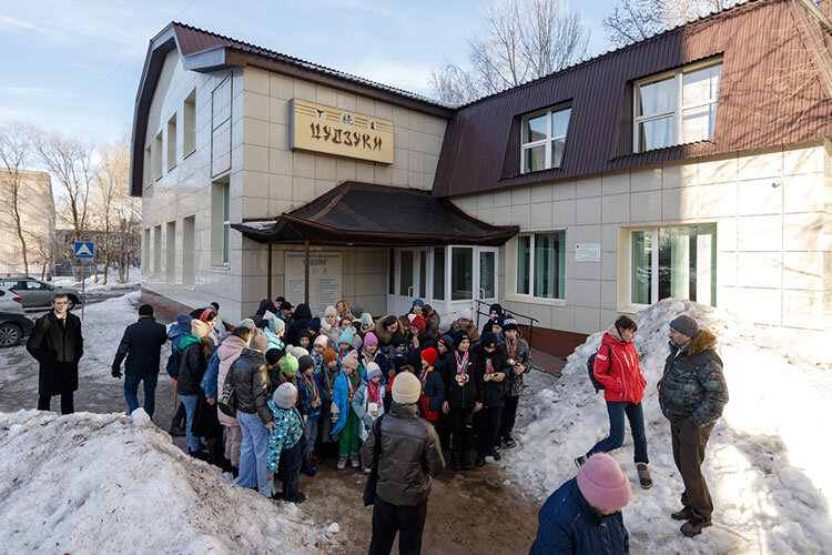  Нешуточные страсти разгорелись на днях возле молодежного клуба «Цудзуки», что на казанской улице Чуйкова