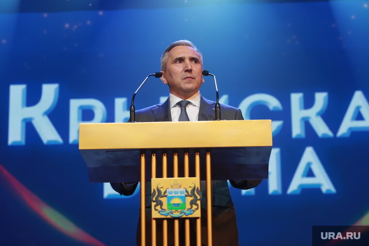    Тюменский губернатор Александр Моор отметил роль региона в стабилизации Крыма