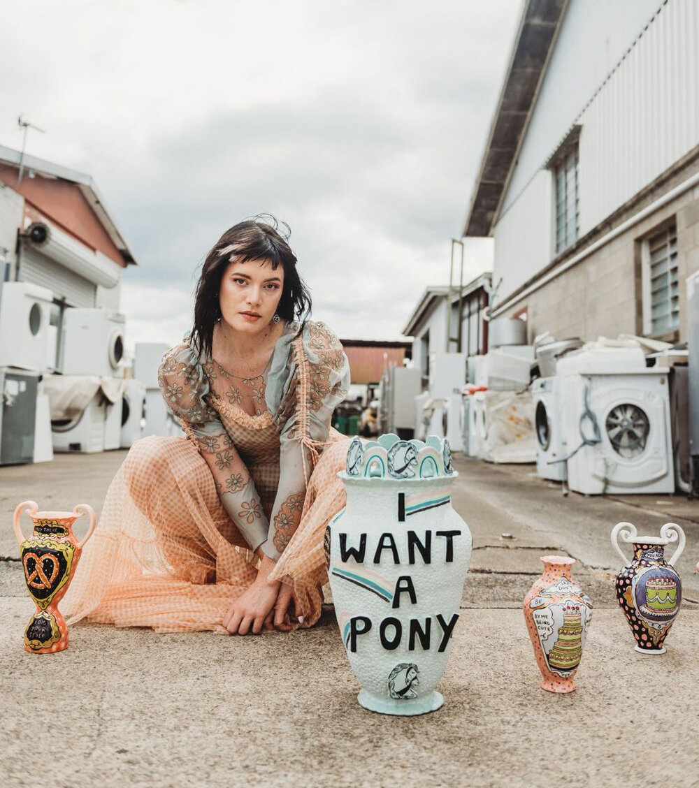 Фото здесь и далее  с персонального сайта автора: https://www.bonniehislop.com/ceramics