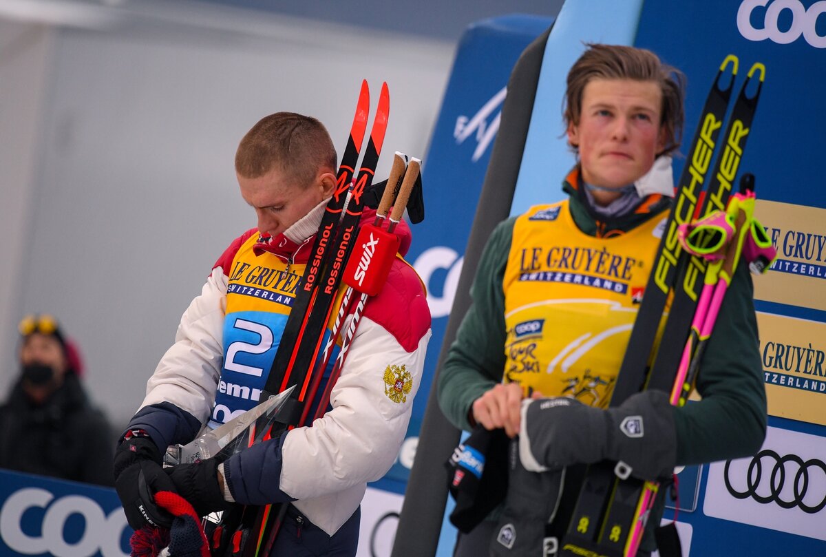     Александр Большунов и Йоханнес Клебо / РИА Новости / Алексей Филиппов