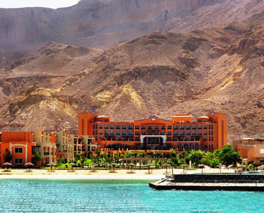 Отель сети Movenpick в Айн Сохне.