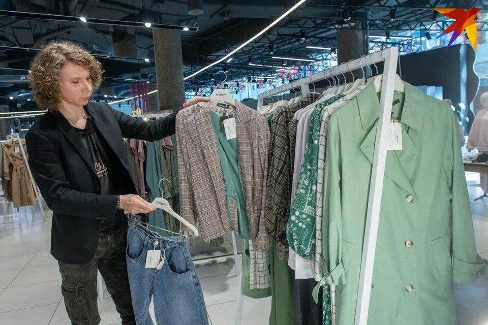     В Беларуси запретили продавать две популярные модели джинсов Сonte. Снимок используется в качестве иллюстрации. Михаил ФРОЛОВ