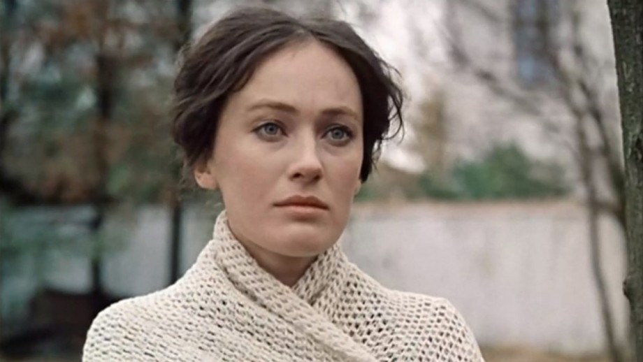 кадр из фильма "Жестокий романс", реж. Эльдар Рязанов, 1984 г.