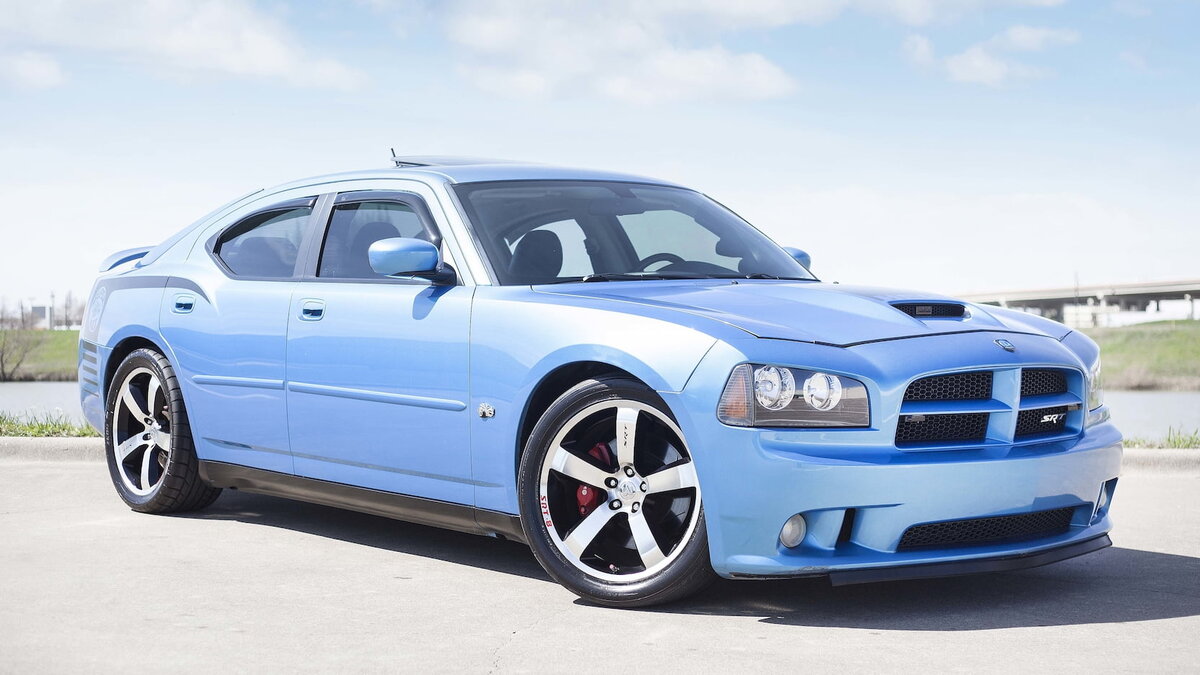 Dodge Charger srt8 Custom