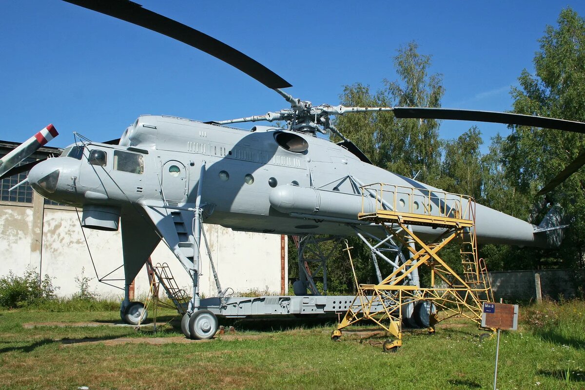 Ми 10 вертолет. Транспортный вертолет ми-10к. ми-10 вертолёт. грузовой вертолет ми 10. mil mi-10.