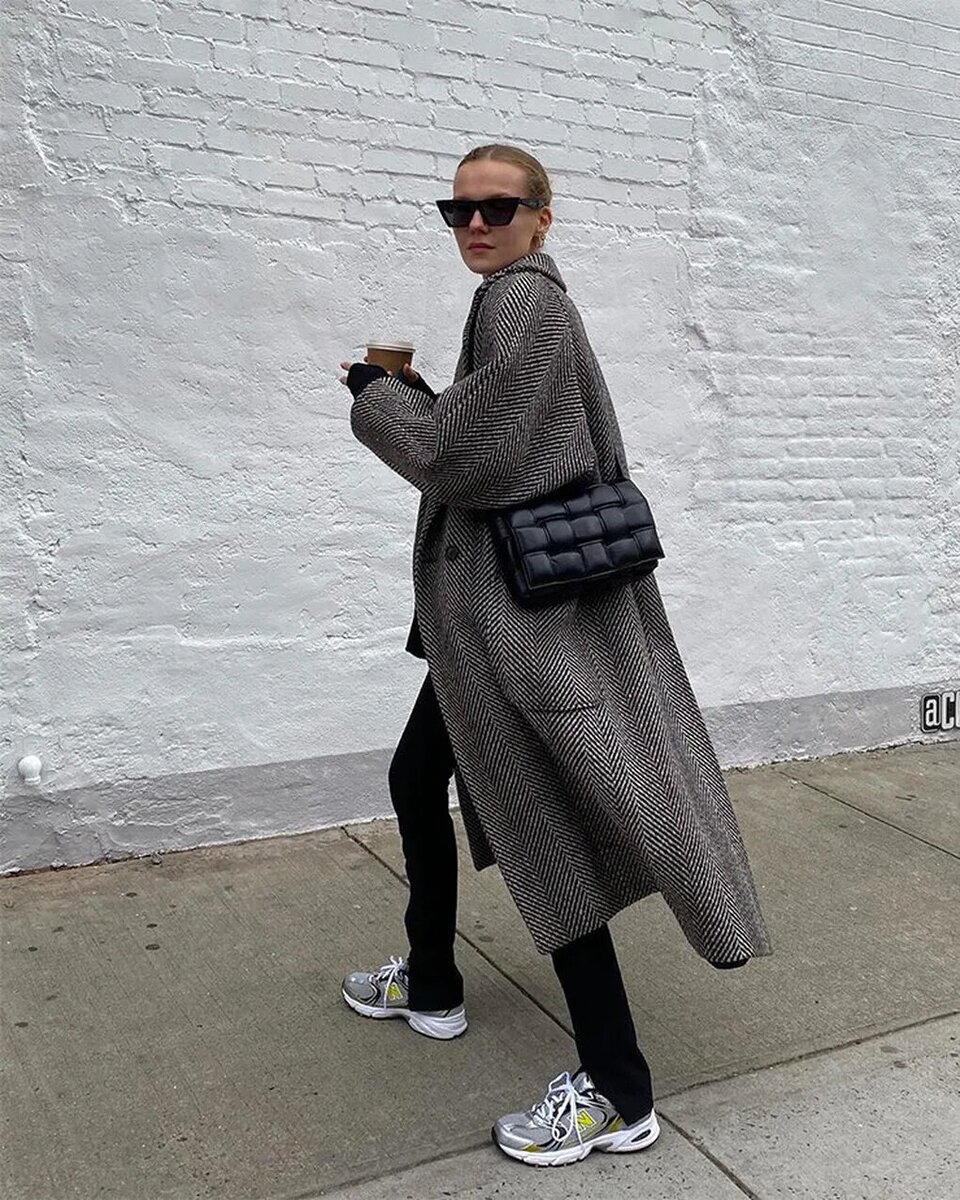    В 2023 году пару модных кроссовок от New Balance можно увидеть на многих фэшиониста