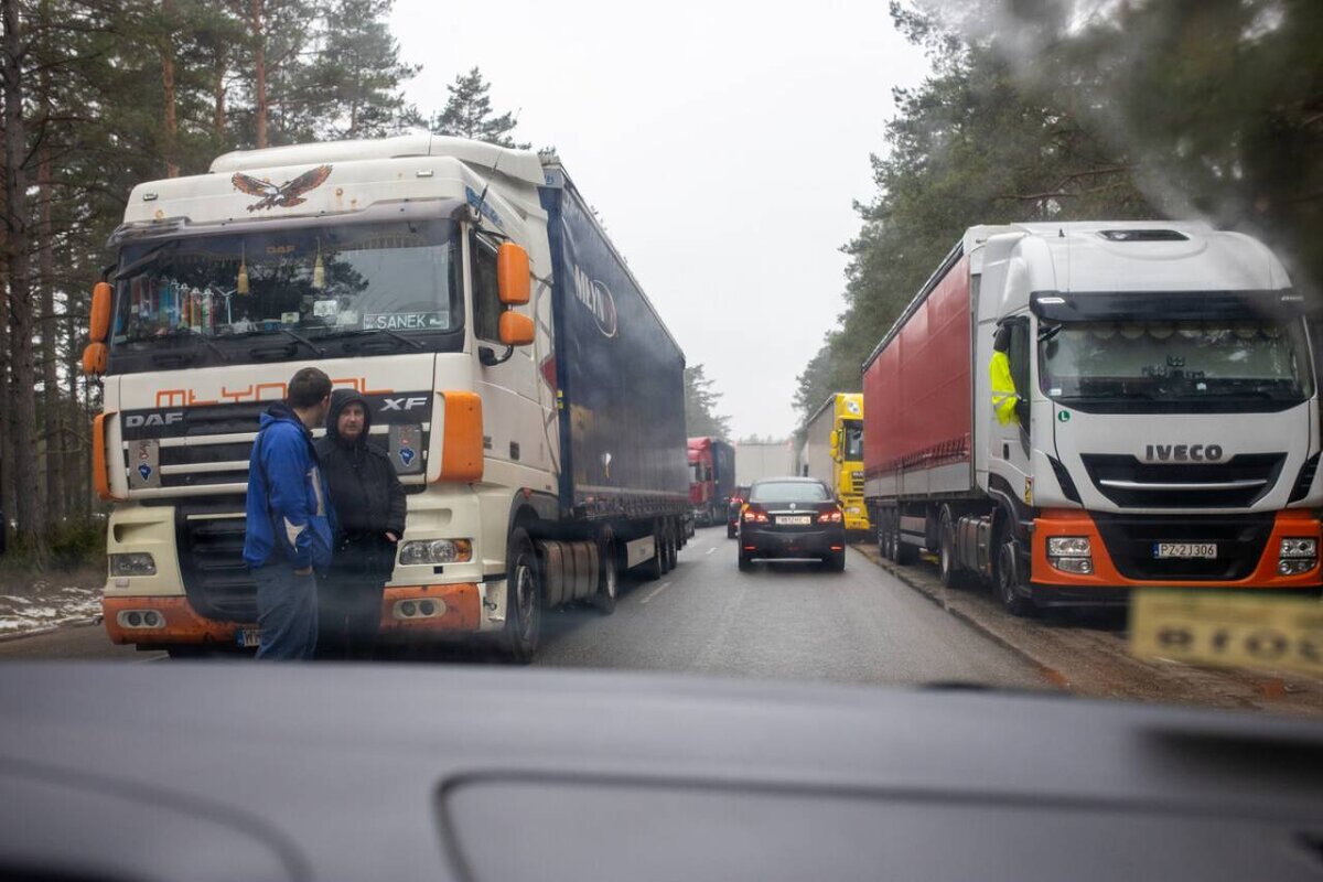 Очередь легковушек на выезд из Беларуси увеличилась в 5 раз с начала недели  | Новости Гродно s13.ru | Дзен