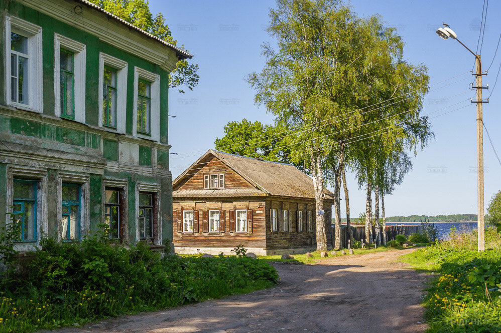 Осташков тверская область. Осташков Тверской. Осташков город Тверская область. Осташков центр города. Осташков весной.