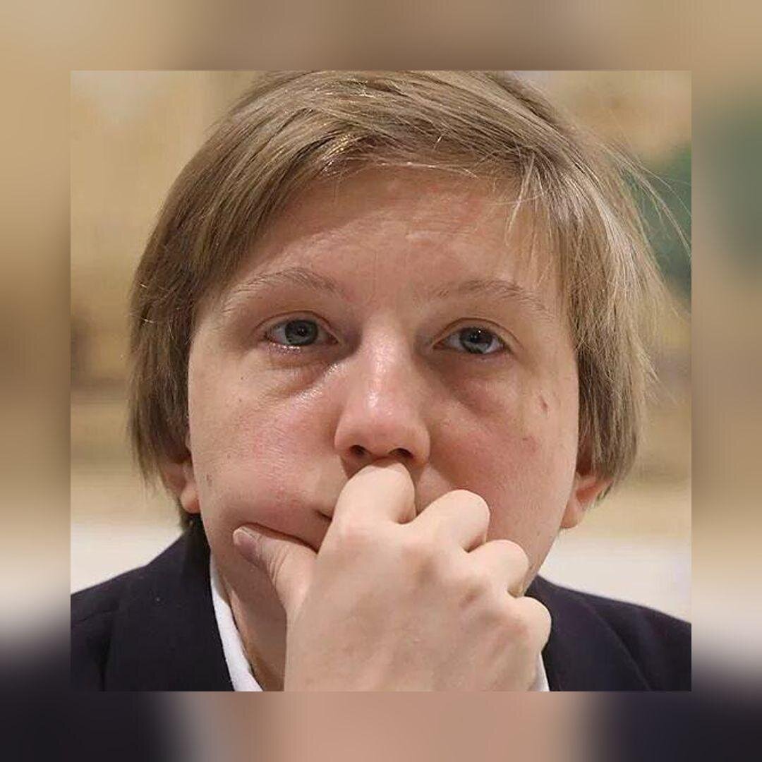 директор музея пушкина