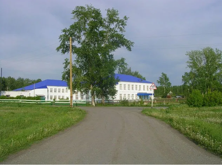 Закрытого село. Село Ситниково Омутинский район Тюменская область. С Ситниково Омутинского района Тюменской области. Ситниковская СОШ Омутинский район. Ситниково школа Тюменская.