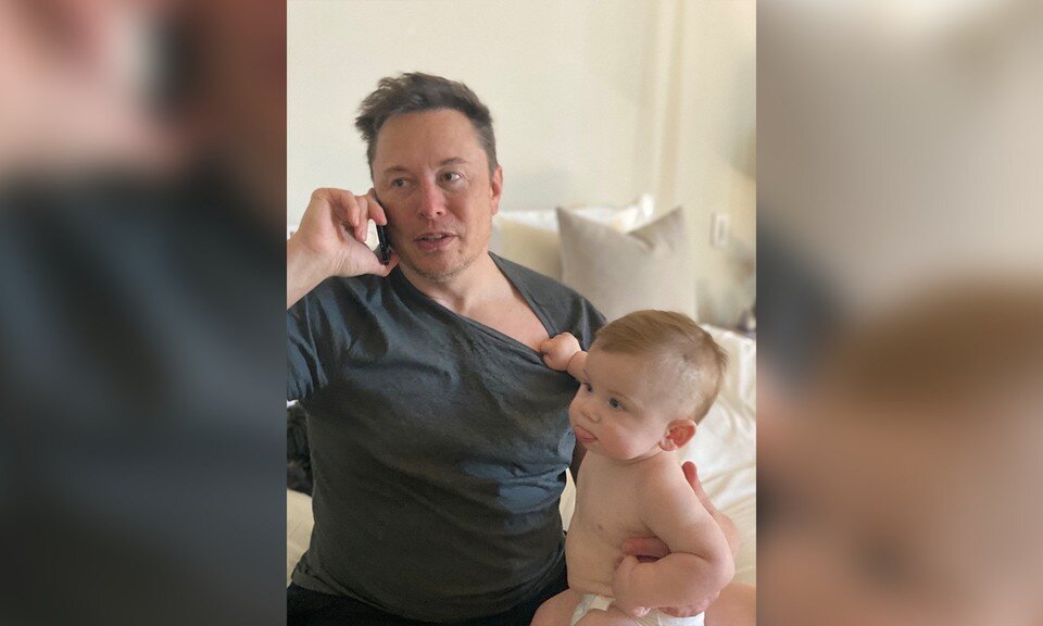 Илон макс сын. Илон Маск и Граймс ребенок. Elon Musk дочь. Илон Маск и его жена Граймс