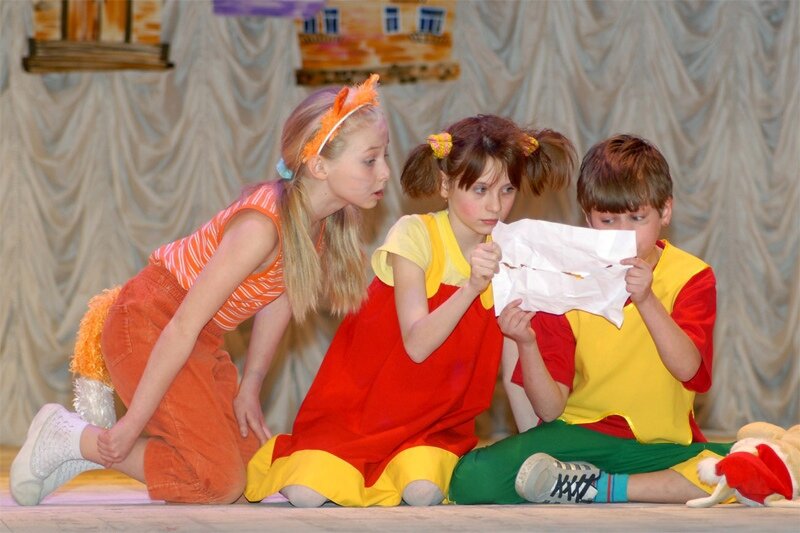 Фото со спектакля "Праздник непослушания"