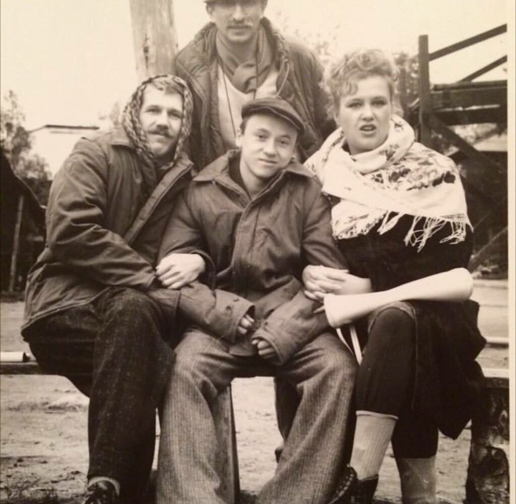    Андрей Жигалов (в центре) на съемках фильма «Облако-рай». Фото: соцсети Ирины Розановой