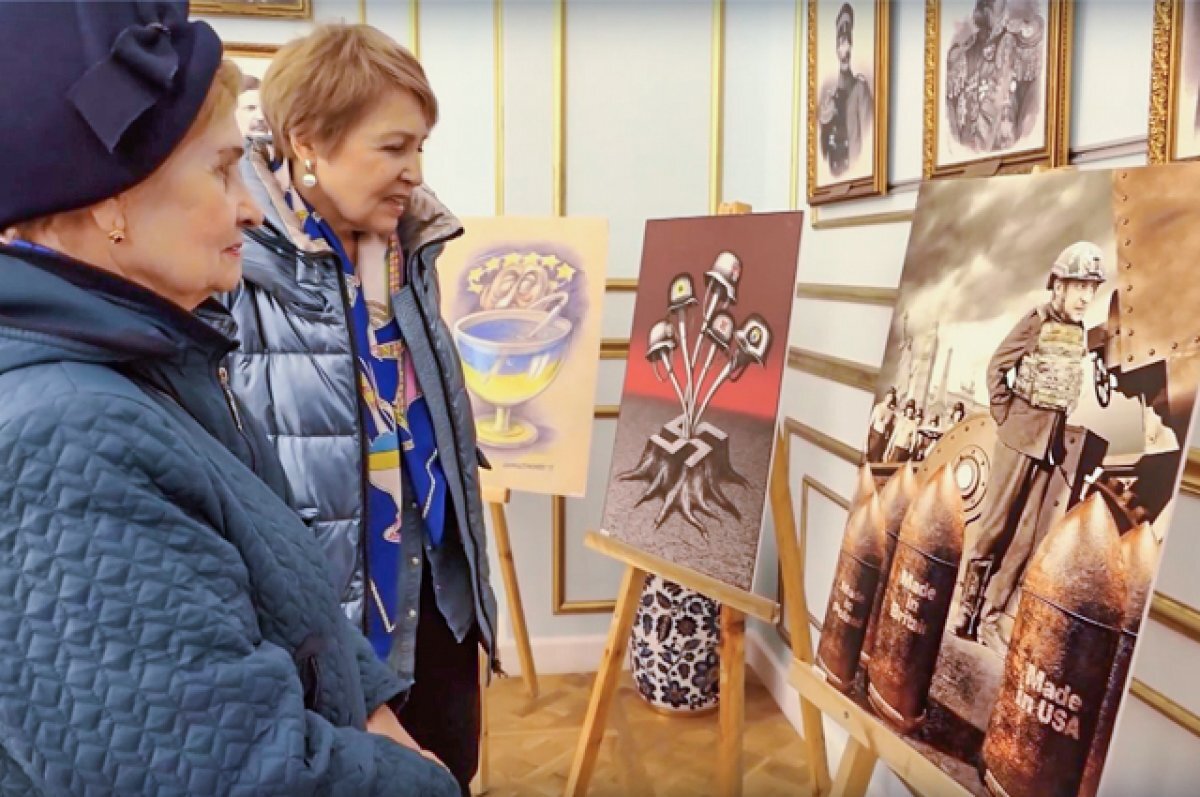    «Майдан головного мозга». Выставка сатирического плаката в Севастополе