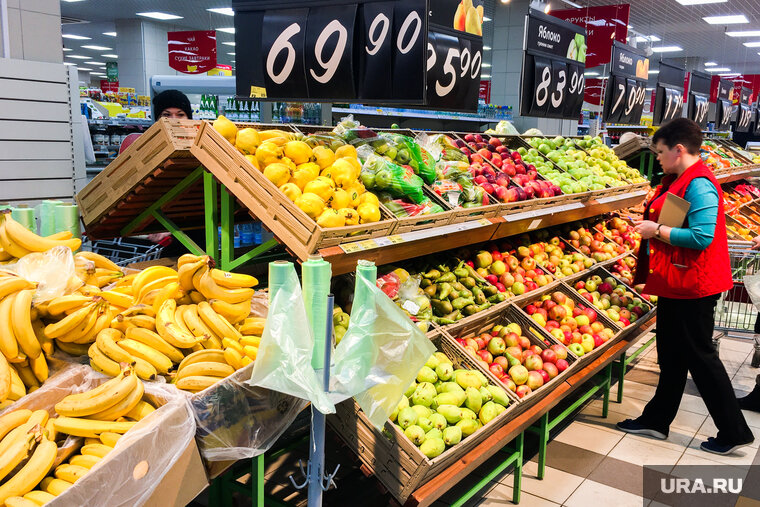   За две недели в столице Урала фрукты подорожали на 9,6%