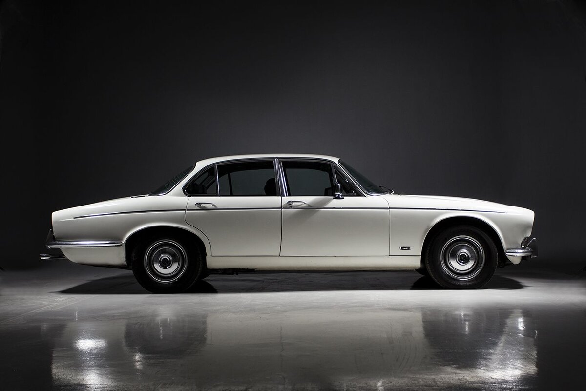 Jaguar xj6 1973