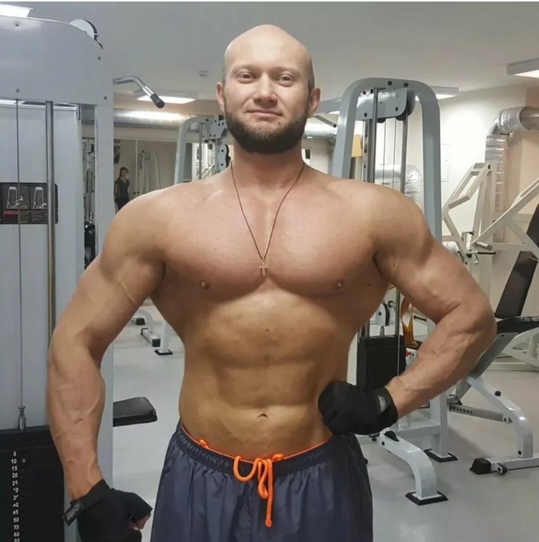 Юрий Спасокукоцкий бицепс