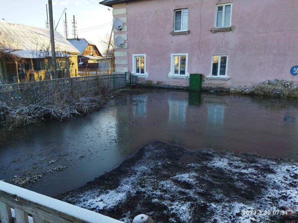     Кричев весной 2023 частично под водой. Фото: mogilev.mchs.gov.by