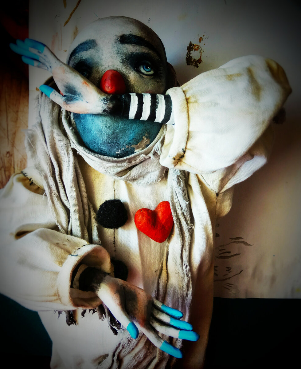 Клоун. Автор Виктория Артисевич