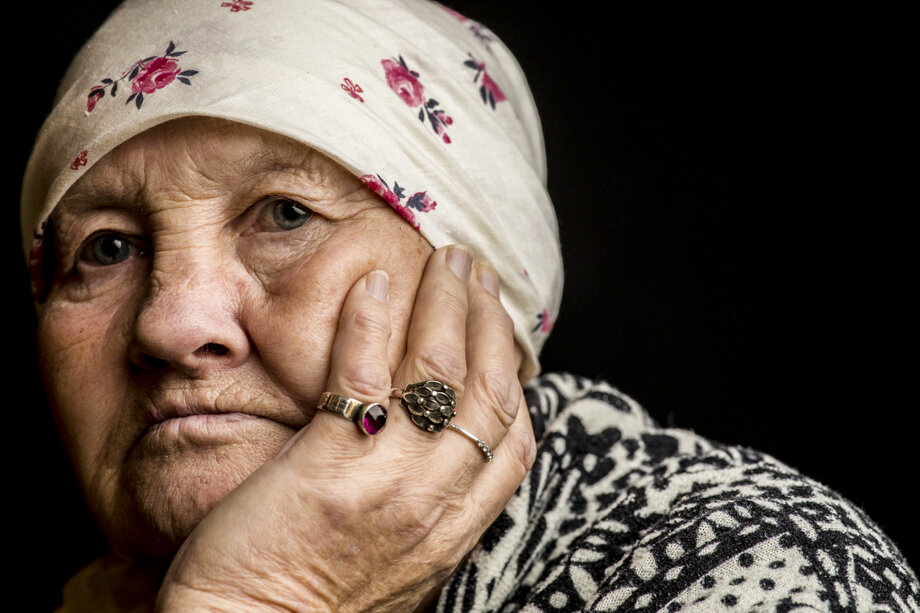 чебоксары фотоконкурс с бабушкой любимой. бабушку раю. где бабки. старушка зима. бабушку раю.