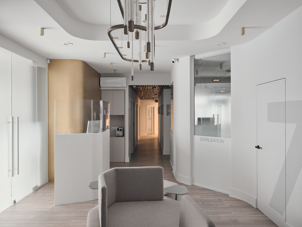 Да-да, мы полностью разделяем ваш восторг и предвкушение – стоматологическая клиника может быть невероятно прекрасна! 