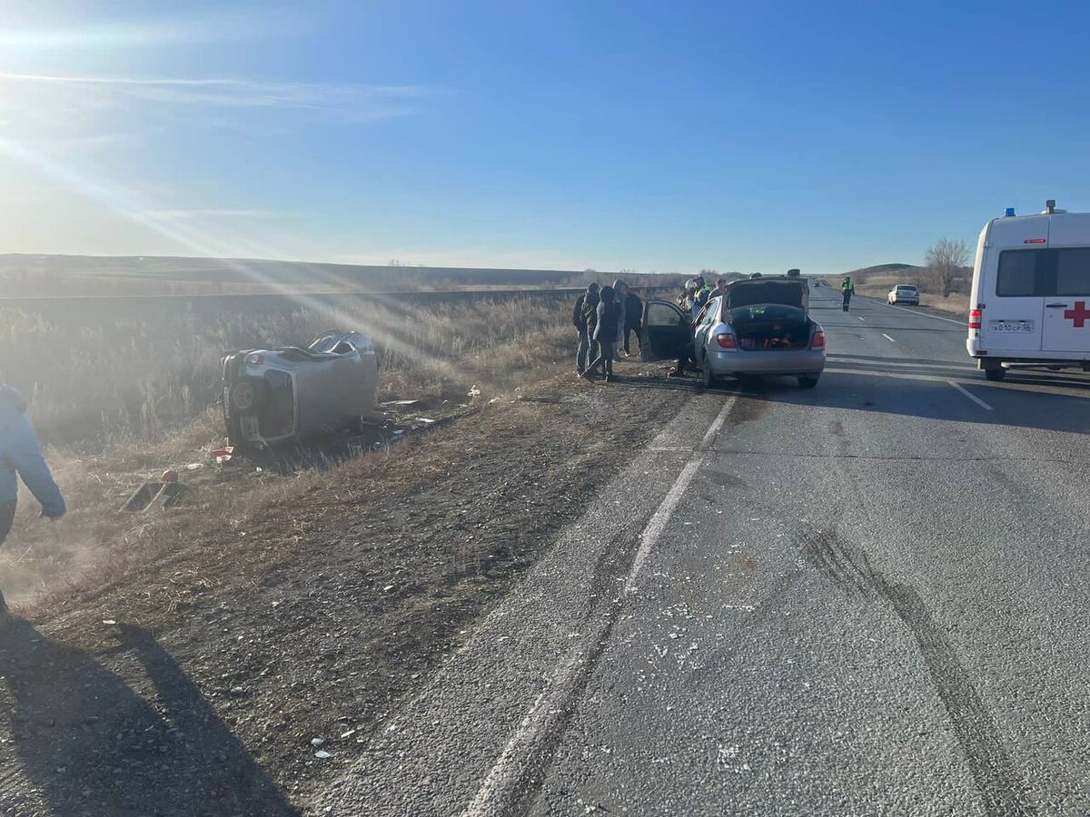    В ДТП на автодороге Орск-Гай пострадали шесть человек, среди них двое детей Андрей Севостьянов