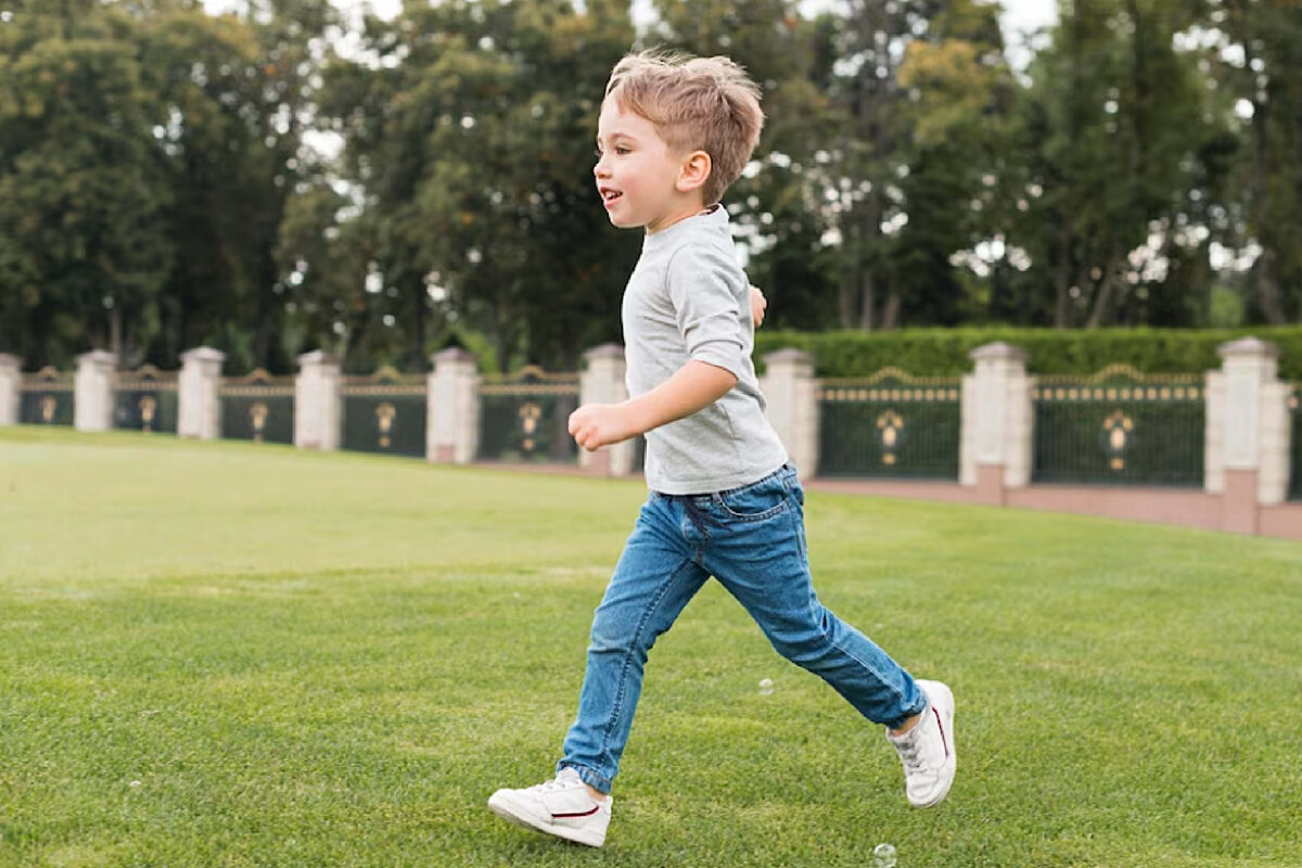 Признаки синдрома дефицита внимания и гиперактивности