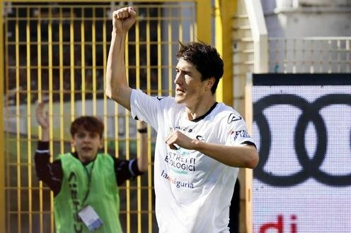 Элдор Шомуродов. Фото с сайта acspezia.com