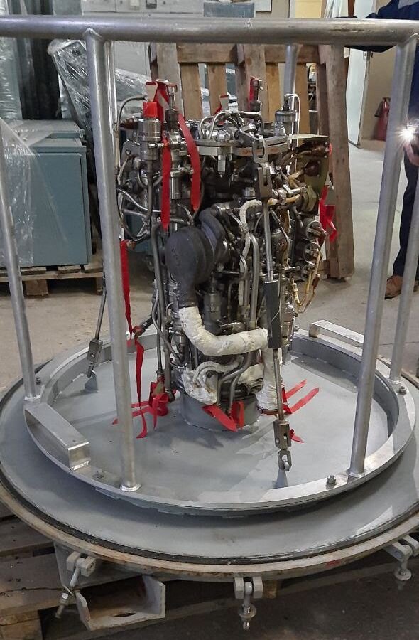    Двигатель модуля «Наука»