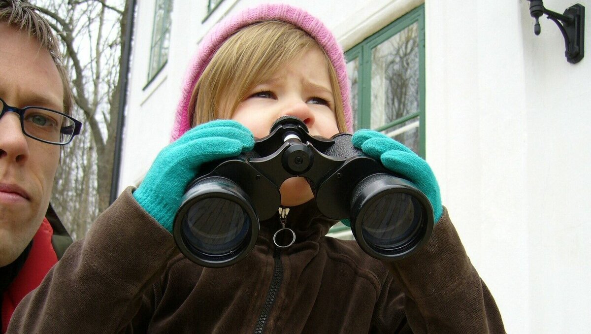     Евроконтроль продлил возможные сроки ограничений полетов гражданских самолетов в небе над Ростовской областью, пока в Ростове жители обсуждают застройку Левенцовки и готовятся к концерту в День Победы.