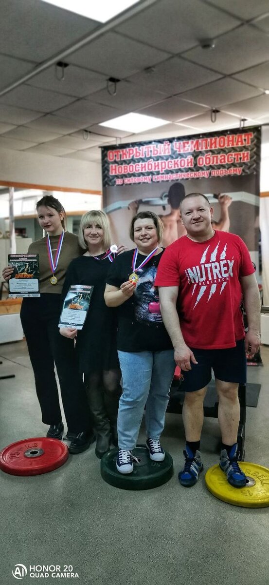 Чемпион Сызрань по жиму лежа Игорь