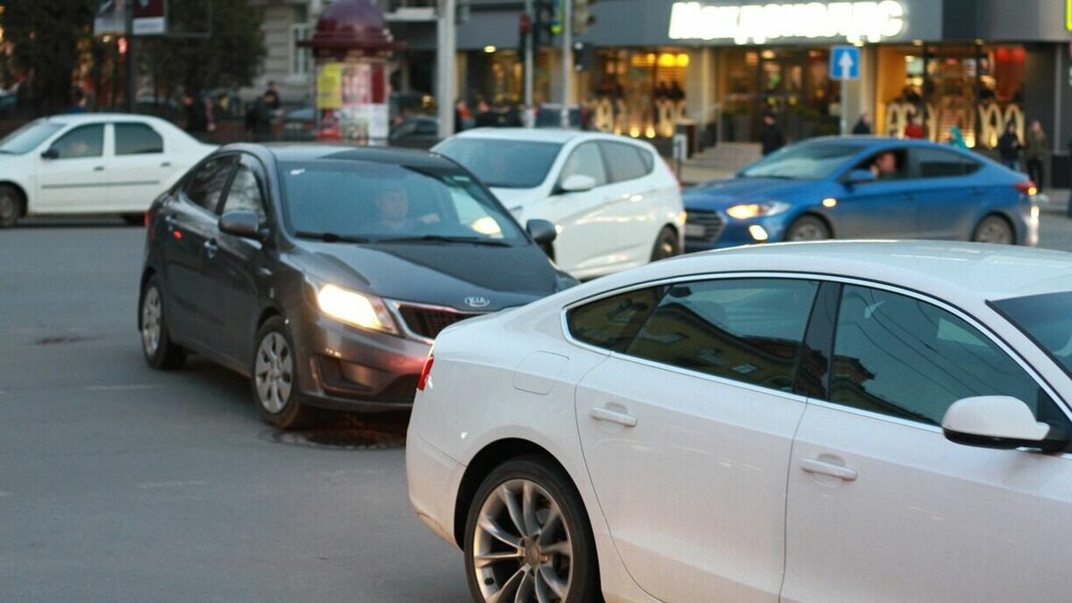     14 мая в Нижнем Новгороде частично закроют движение для всех видов транспорта. Информацию опубликовали на официальном сайте мэрии города.