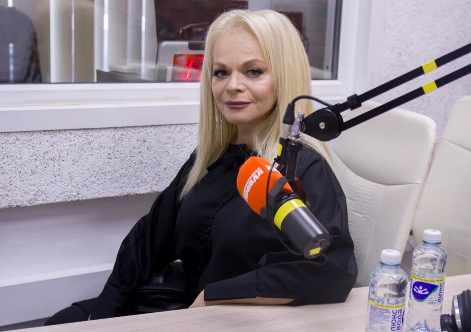    Народная артистка уверена, талант можно услышать с первых нот. Дарья ЧУВАТКИНА