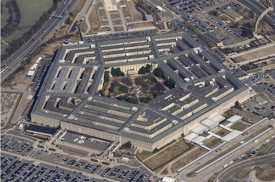     Более 100 секретных документов Пентагона попали в общий доступ в апреле 2023 года  EAST NEWS