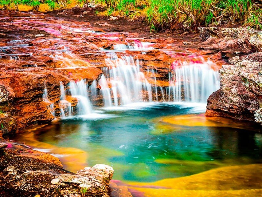 Психоделическое фото с сайта Colombia.Travel