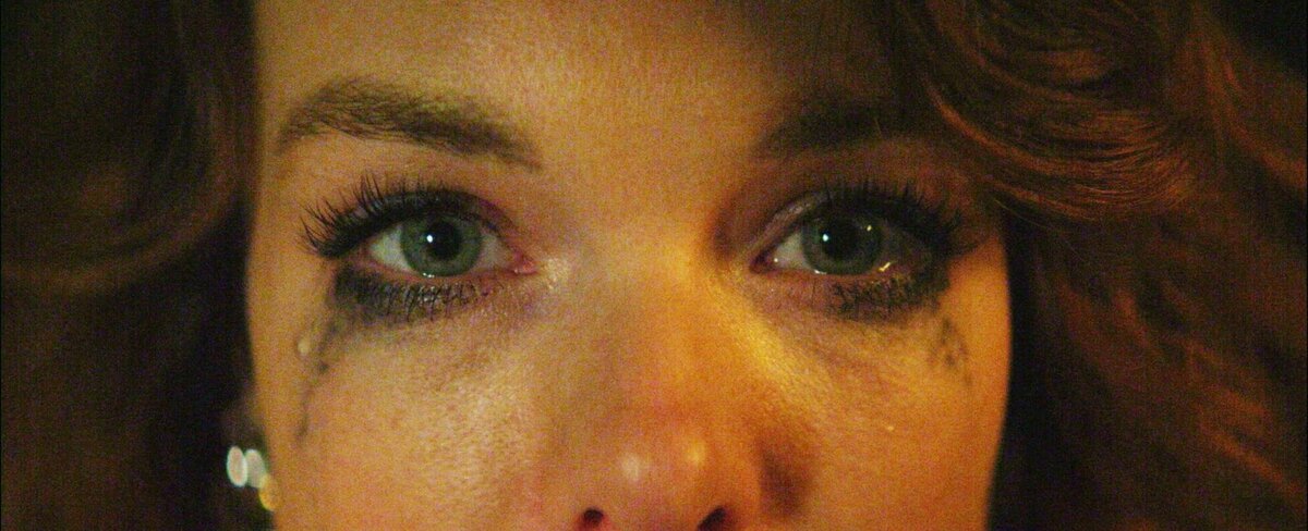 Анна Старшенбаум в фильме «Эскортница»