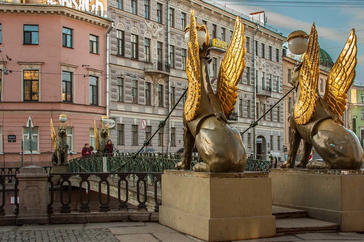 фото грифонов в санкт петербурге