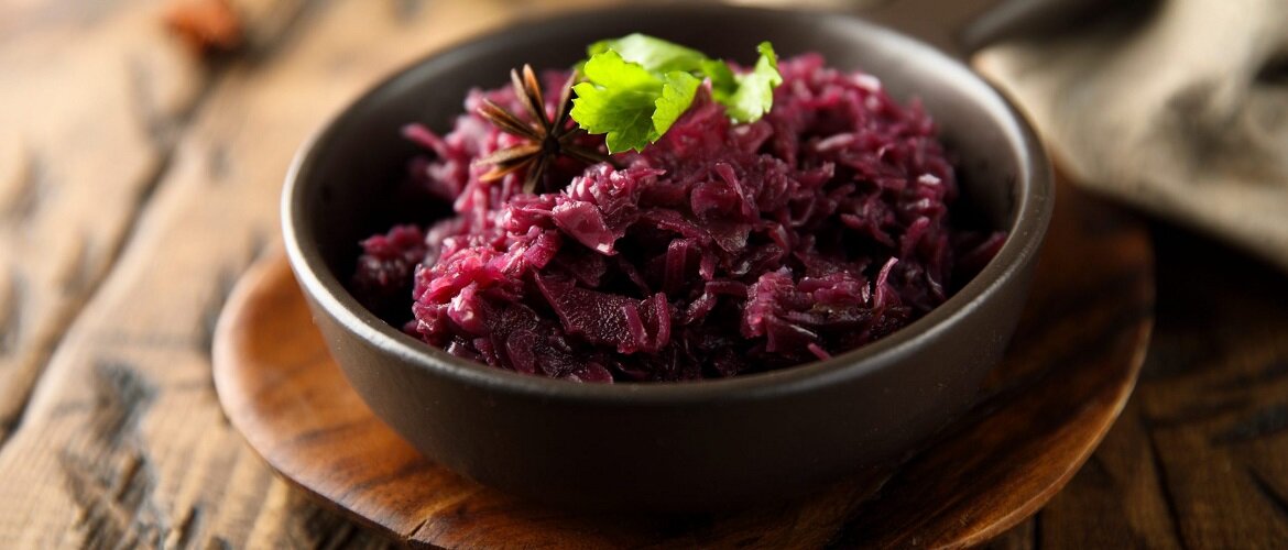 Салат из свежей капусты: 20 вкусных рецептов на каждый день