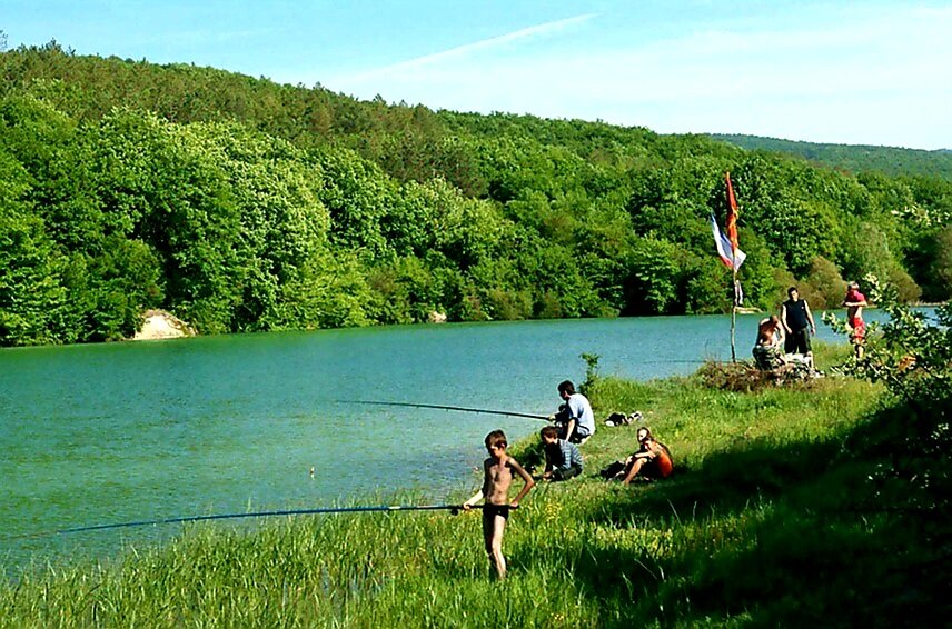 Озёрная рыбалка