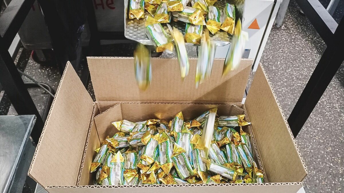     Совещание на тему поставок продукции из областной столицы в ЛНР состоялось на днях. Об этом сообщили в telegram-канале правительства Республики.