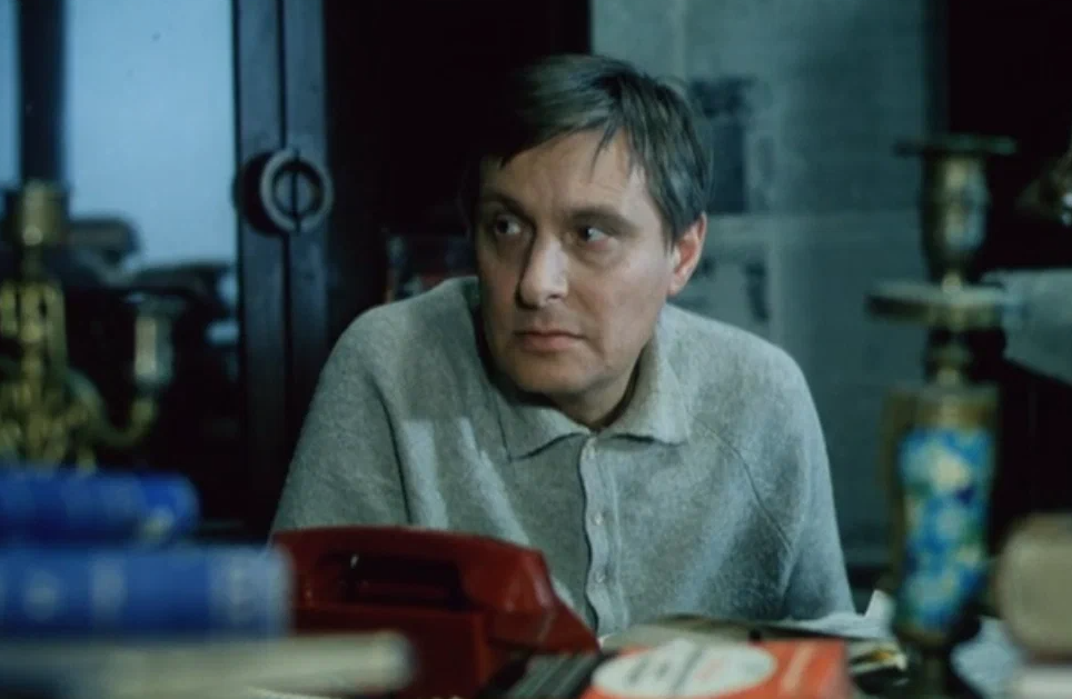 Кадр из фильма "Осенний марафон"