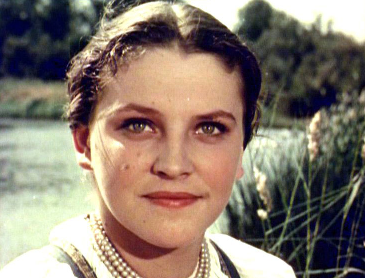 Эльза Леждей в фильме "Море студёное" (1954)
