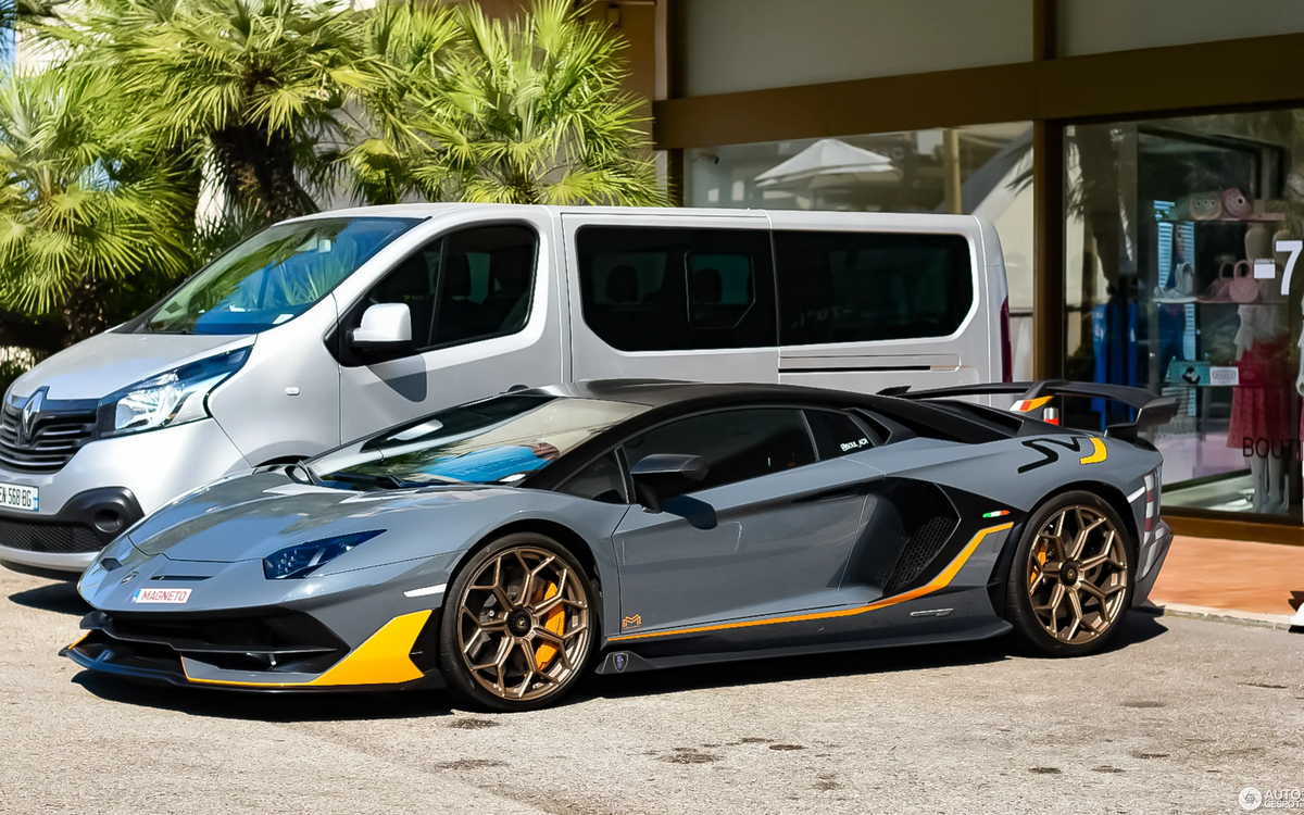 Авентадор 770