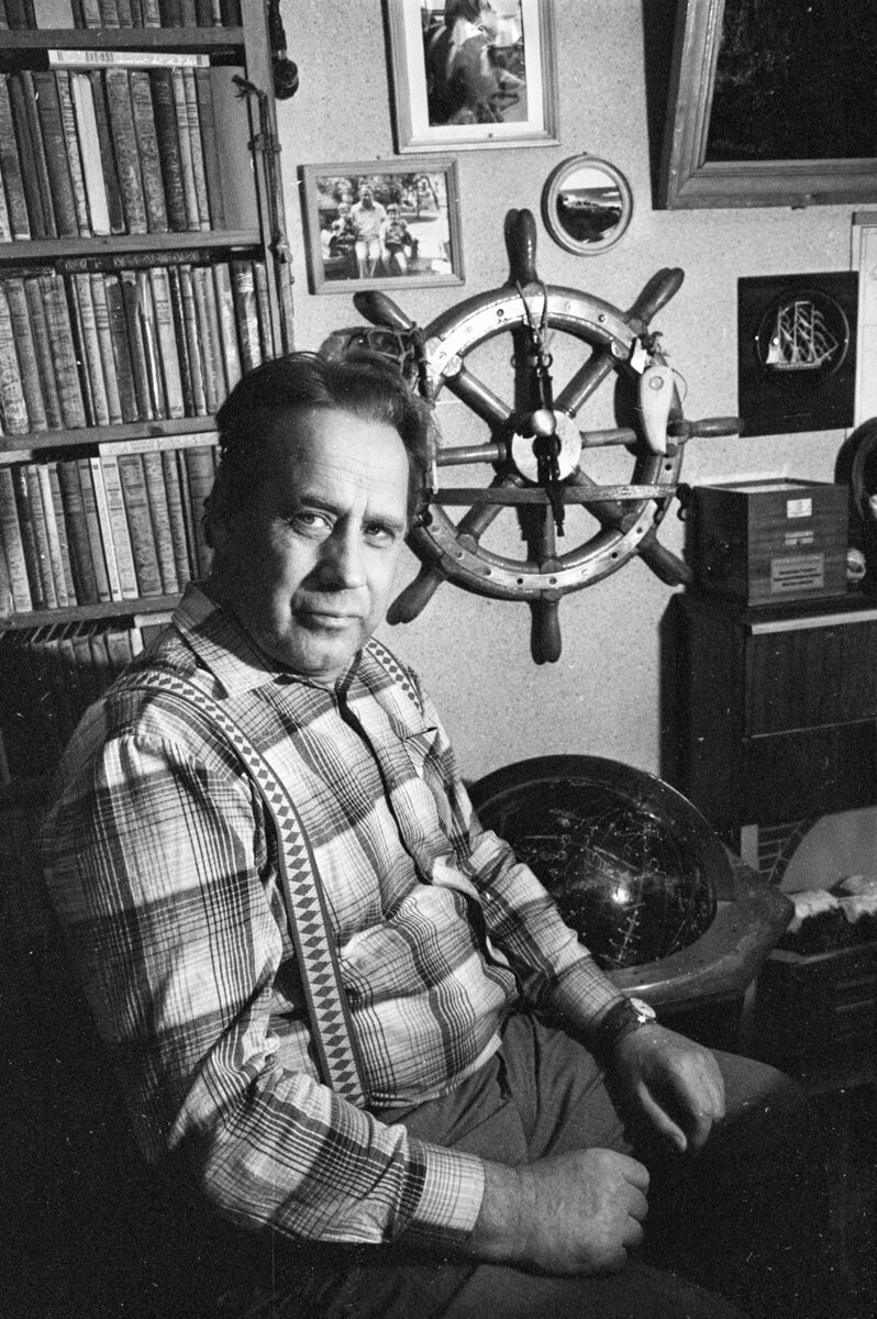 Владислав Петрович Крапивин - наш легендарный Командор!