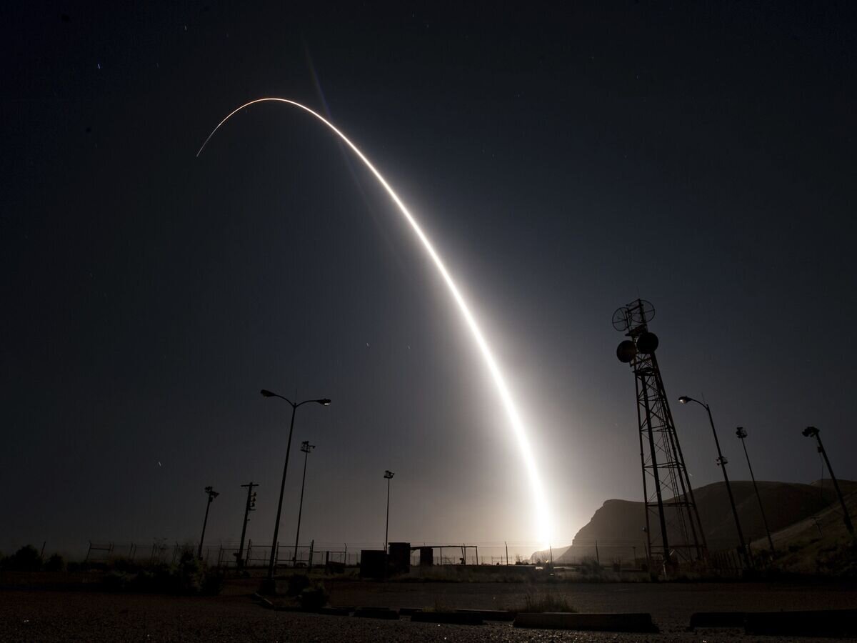    Испытания межконтинентальной баллистической ракеты Minuteman III. Апрель 2017© AP Photo / U.S. Air Force/ Senior Airman Ian Dudley