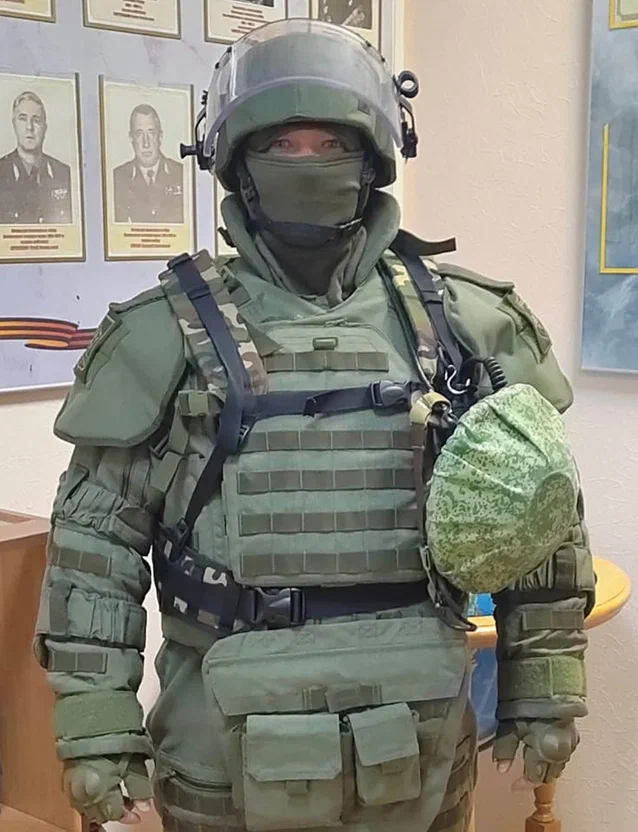Гвардии старший сержант Евгений З.