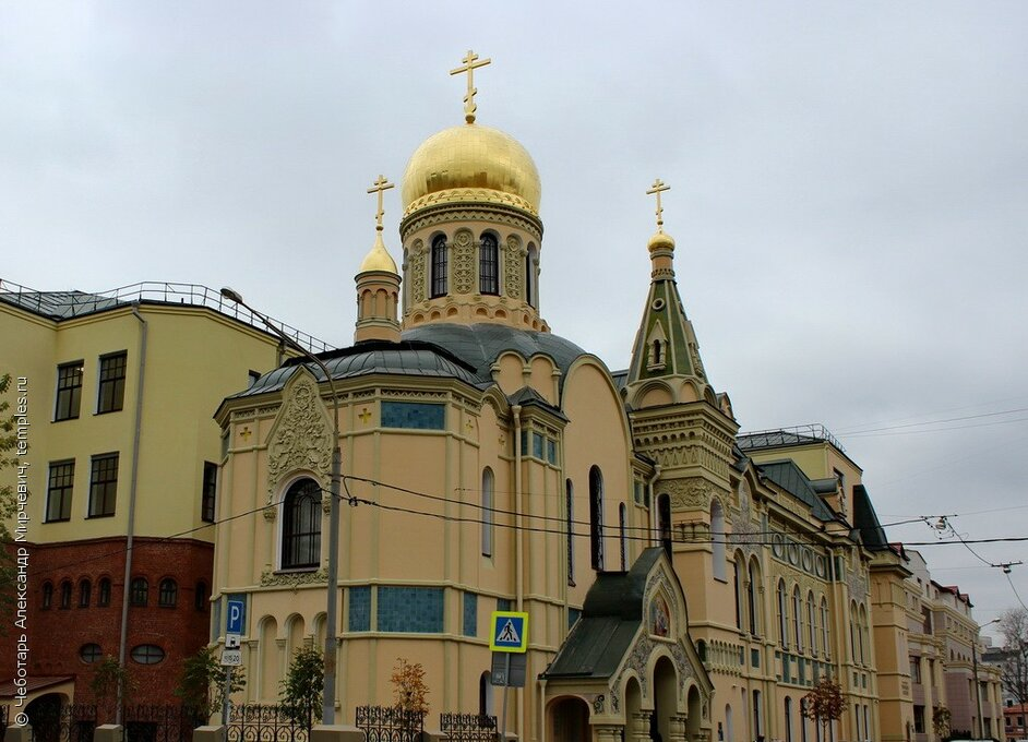 Храм иконы Божией Матери «Взыскание погибших» на Зацепе. Фото Александра Чеботаря.
